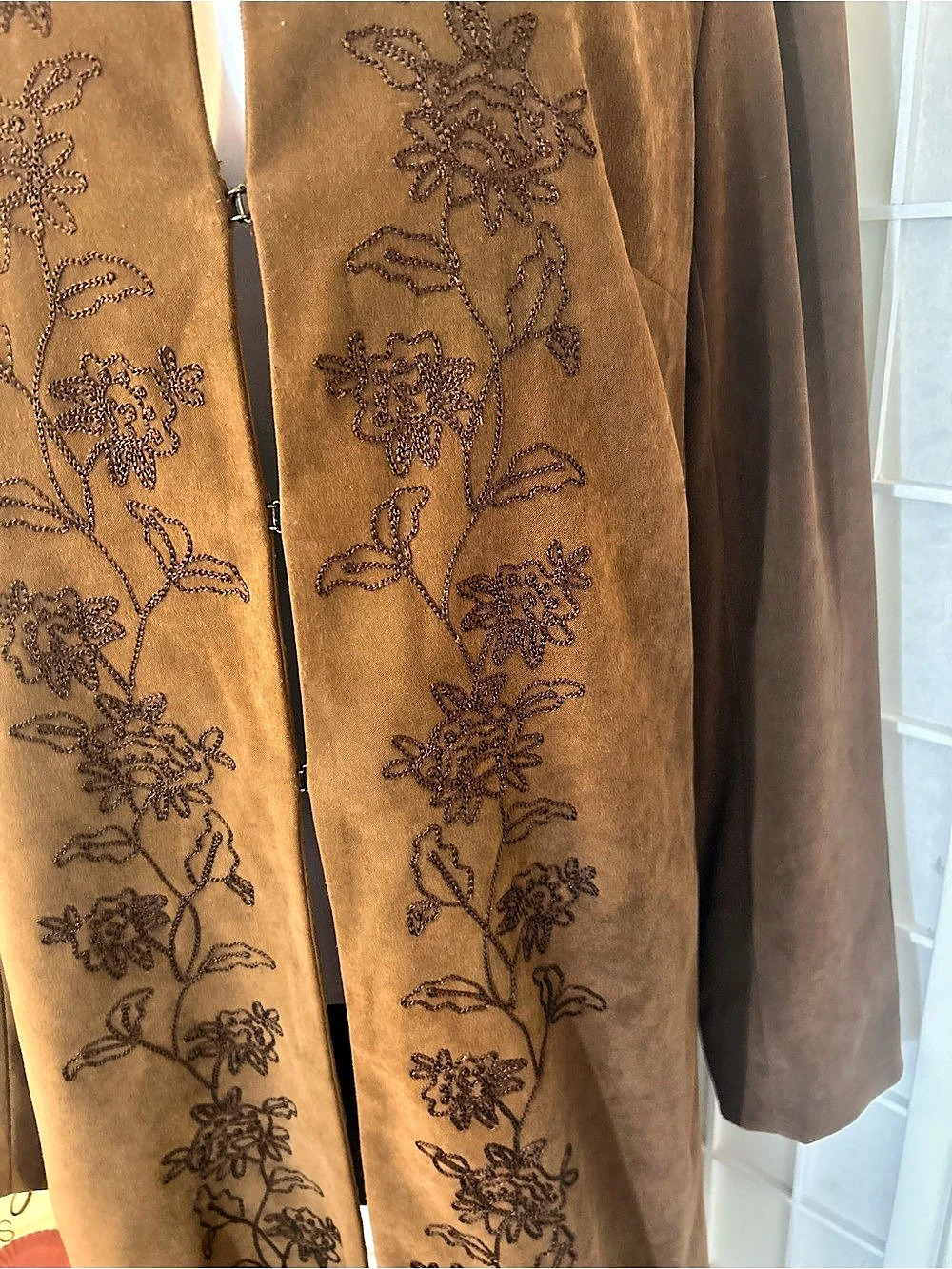 Bandolino Brown Faux Suede Embroidered Duster Coat – Size 12 - Picture 2 of 5
